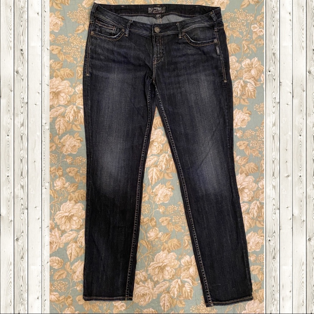 Silver Aiko Skinny Jeans Size 34x31
